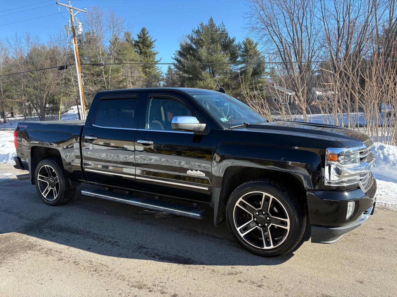 Chevrolet Silverado 1500 High Country Crew Cab Long Box 4WD 2017
