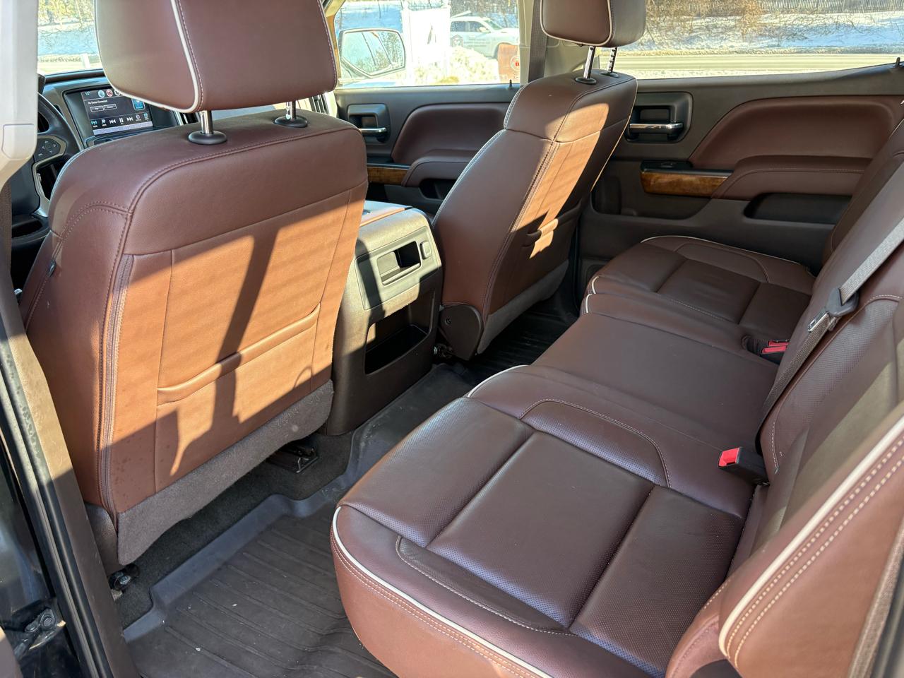 Chevrolet Silverado 1500 High Country Crew Cab Long Box 4WD 2017