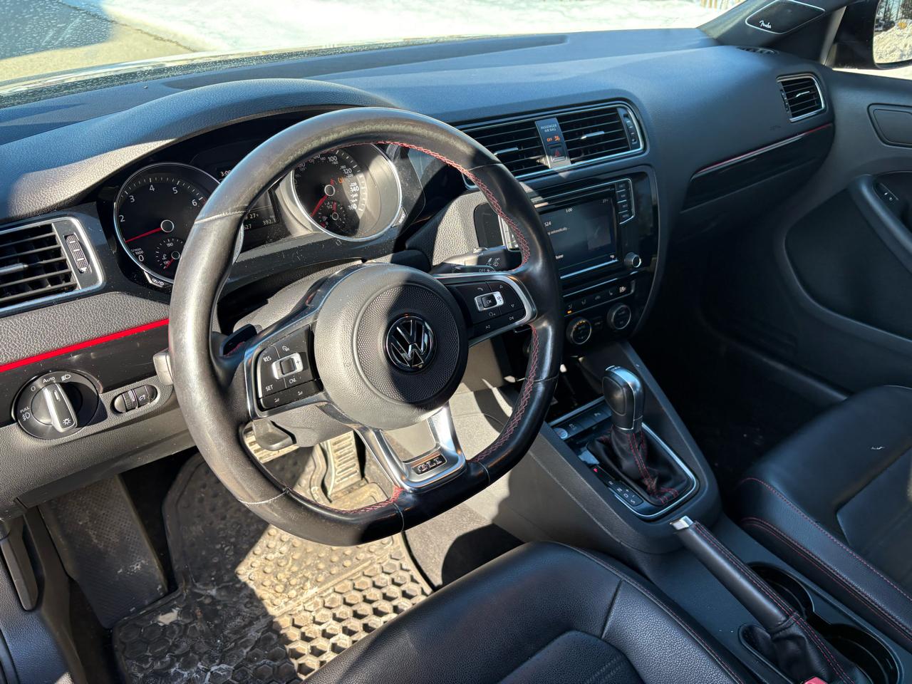 Volkswagen Jetta 2.0T GLI 6A 2017