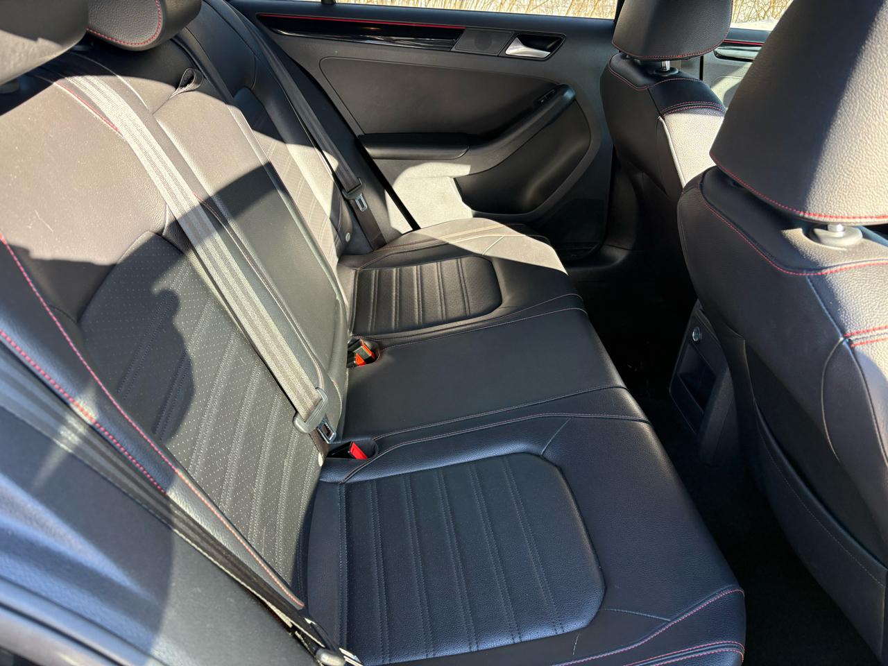 Volkswagen Jetta 2.0T GLI 6A 2017