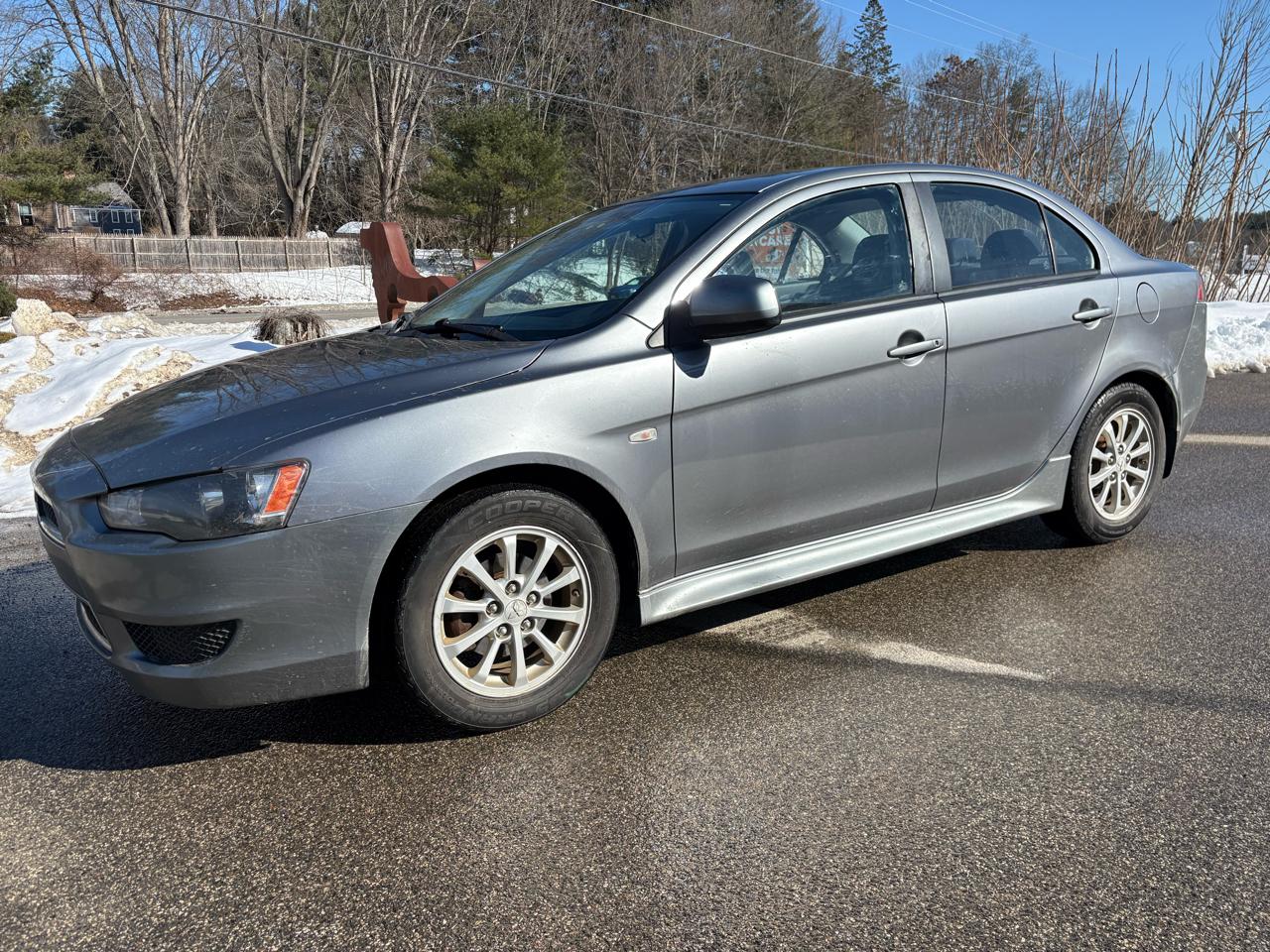 Mitsubishi Lancer SE 2012