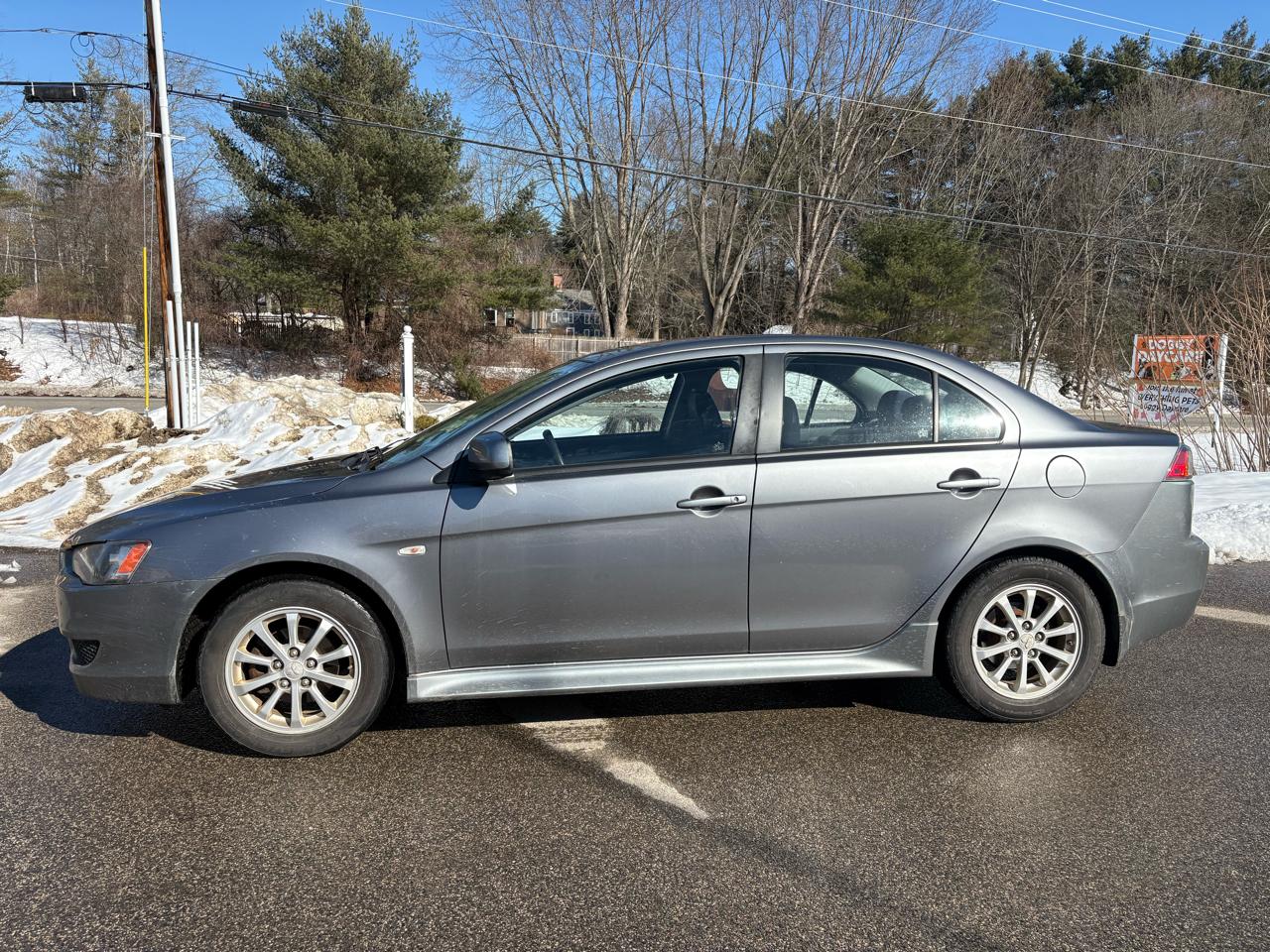 Mitsubishi Lancer SE 2012