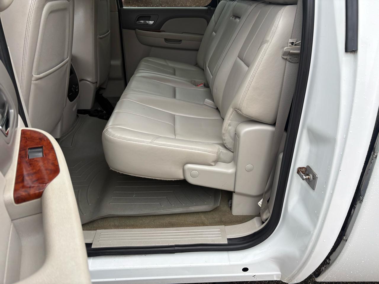 Chevrolet Silverado 3500HD LTZ Crew Cab  4WD 2011