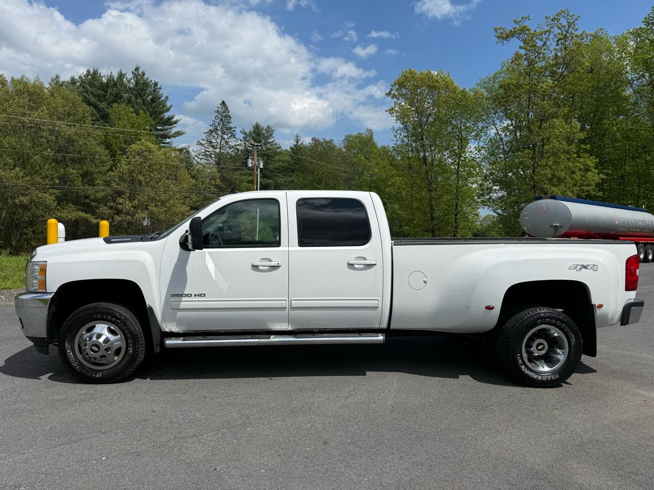 Chevrolet Silverado 3500HD LTZ Crew Cab  4WD 2011