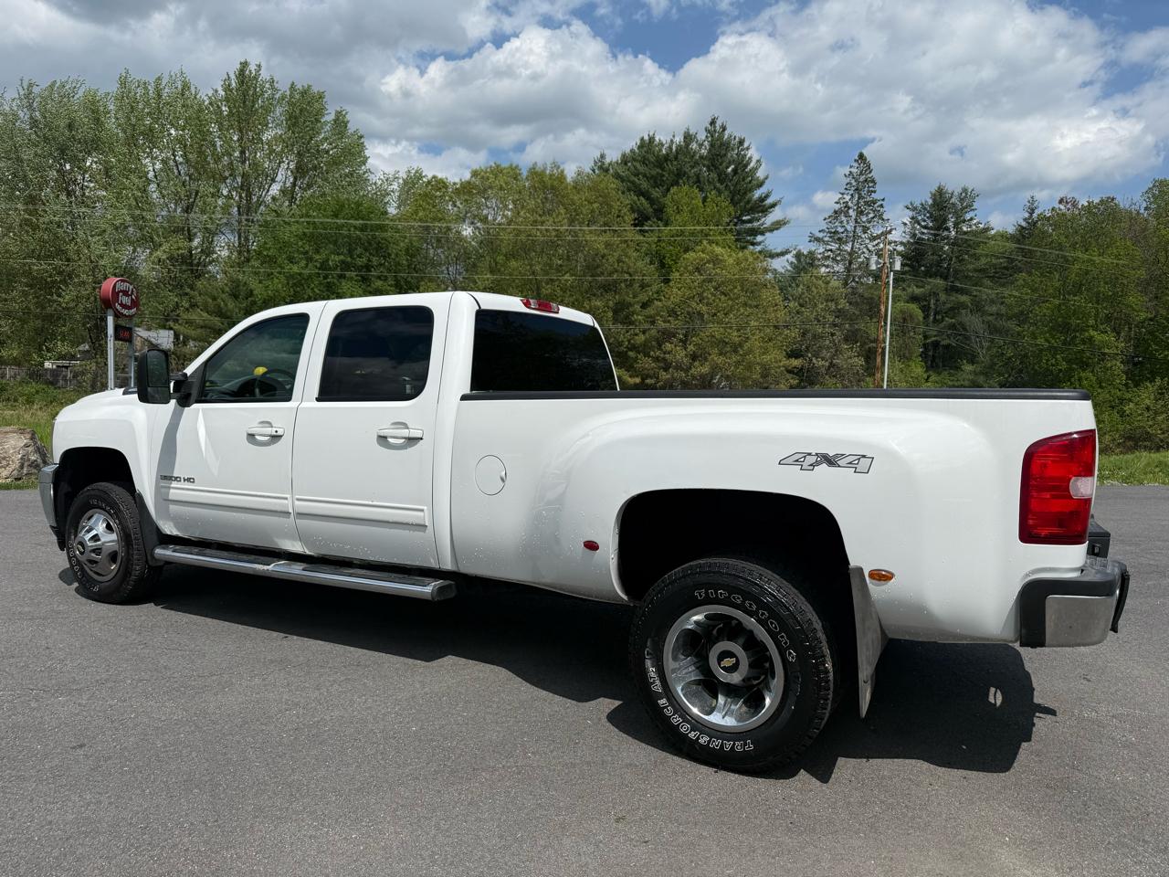 Chevrolet Silverado 3500HD LTZ Crew Cab  4WD 2011