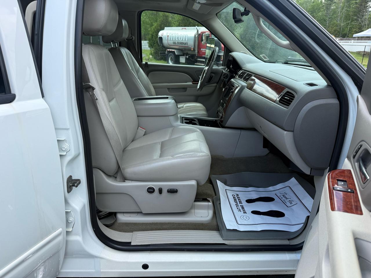 Chevrolet Silverado 3500HD LTZ Crew Cab  4WD 2011