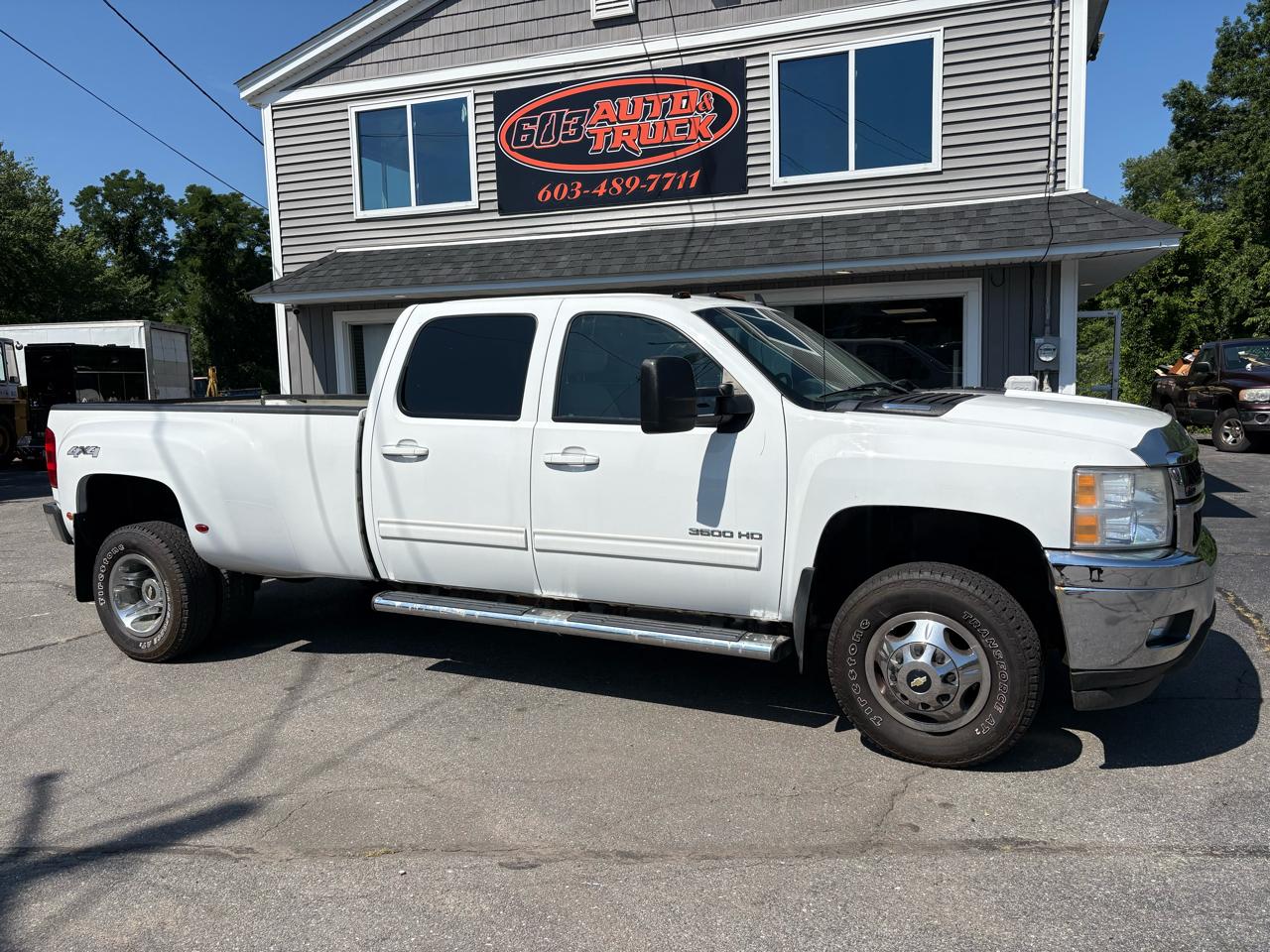 2011 Chevrolet Silverado 3500HD LTZ Crew Cab  4WD