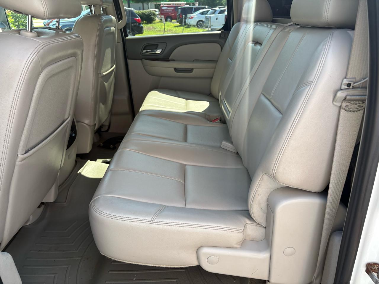 Chevrolet Silverado 3500HD LTZ Crew Cab  4WD 2011