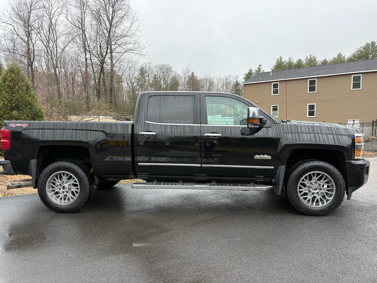 Chevrolet Silverado 2500HD High Country Crew Cab Short Box 4WD 2016