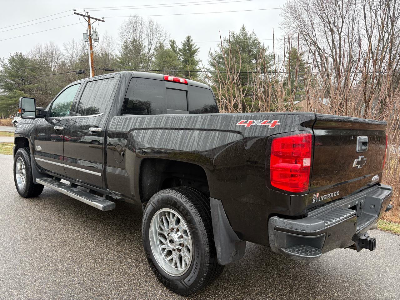 Chevrolet Silverado 2500HD High Country Crew Cab Short Box 4WD 2016