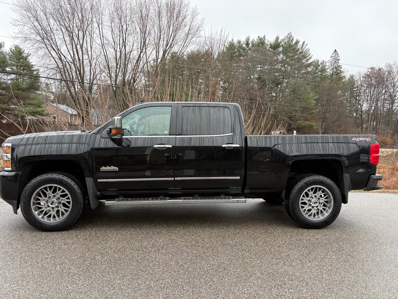 Chevrolet Silverado 2500HD High Country Crew Cab Short Box 4WD 2016