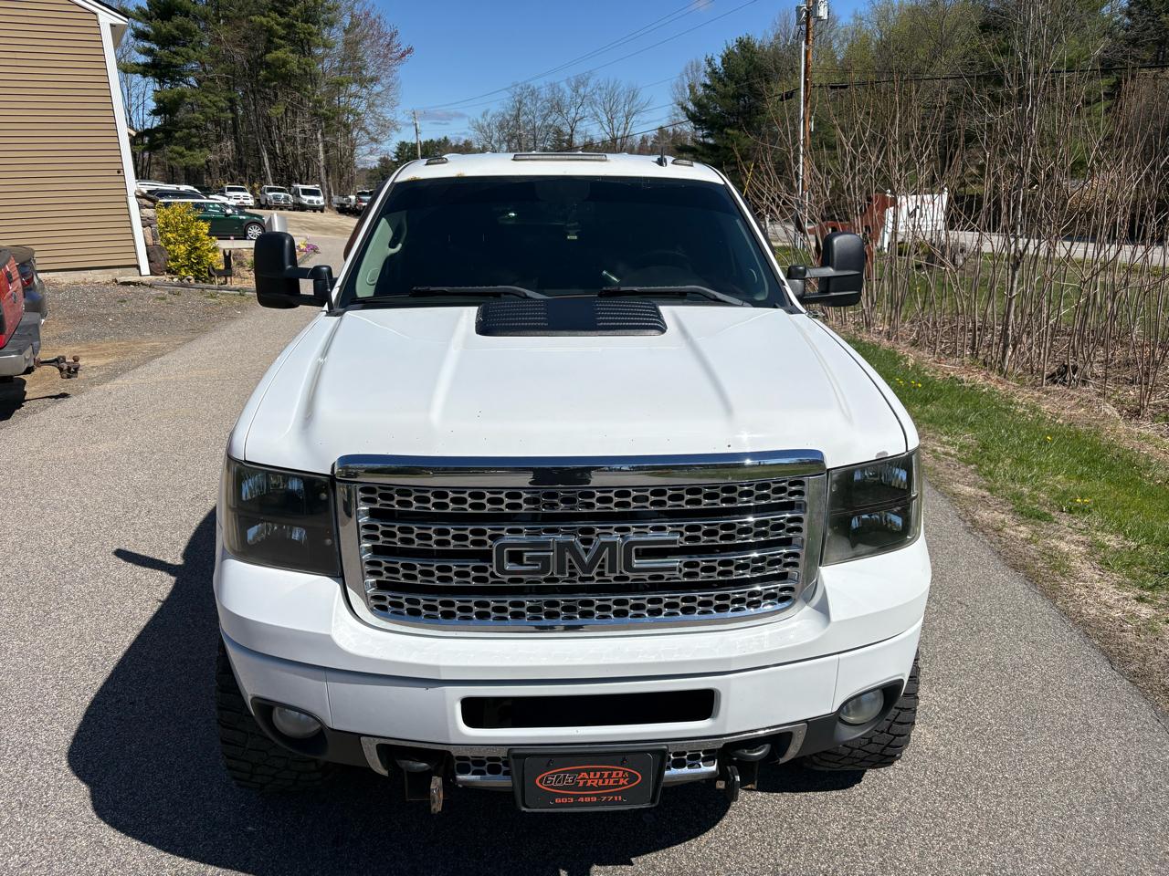 GMC Sierra 2500HD Denali Crew Cab 4WD 2011