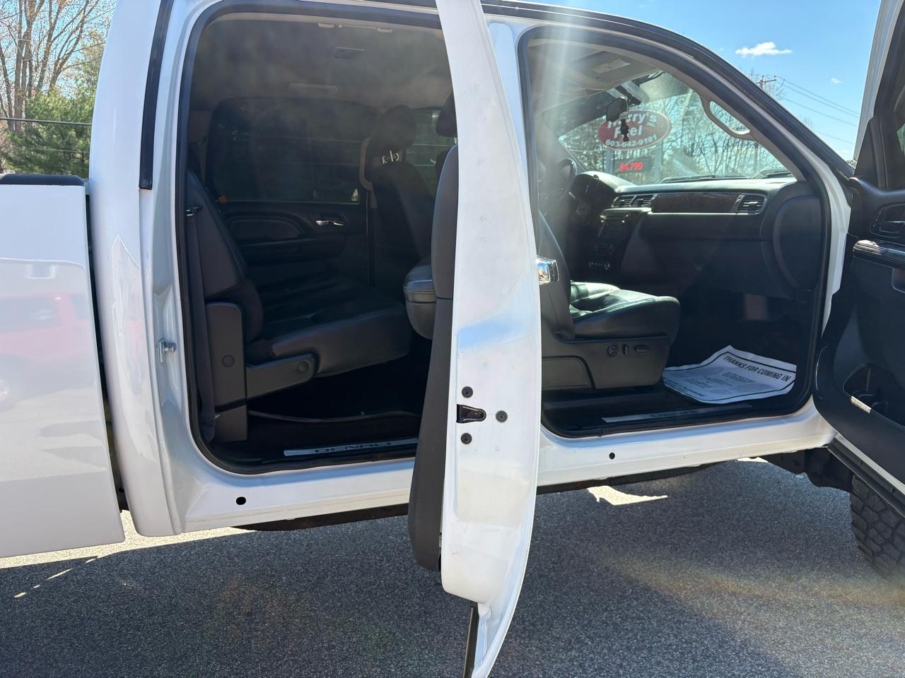 GMC Sierra 2500HD Denali Crew Cab 4WD 2011