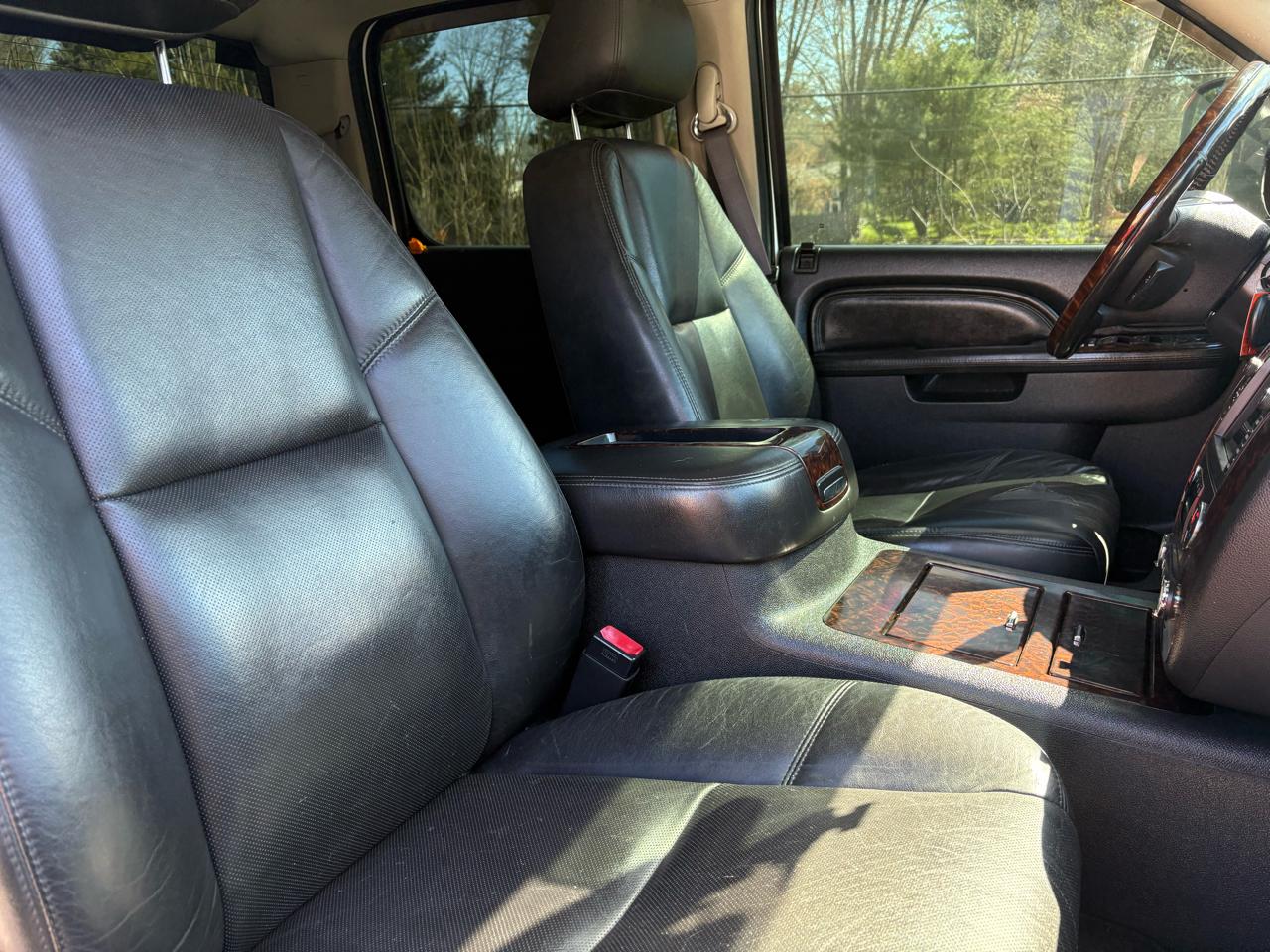 GMC Sierra 2500HD Denali Crew Cab 4WD 2011