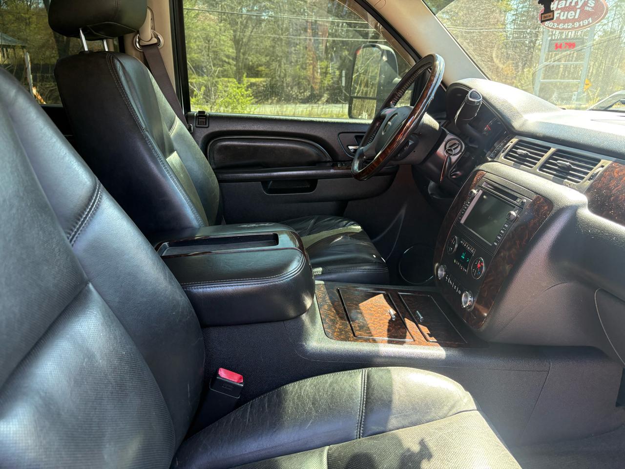 GMC Sierra 2500HD Denali Crew Cab 4WD 2011