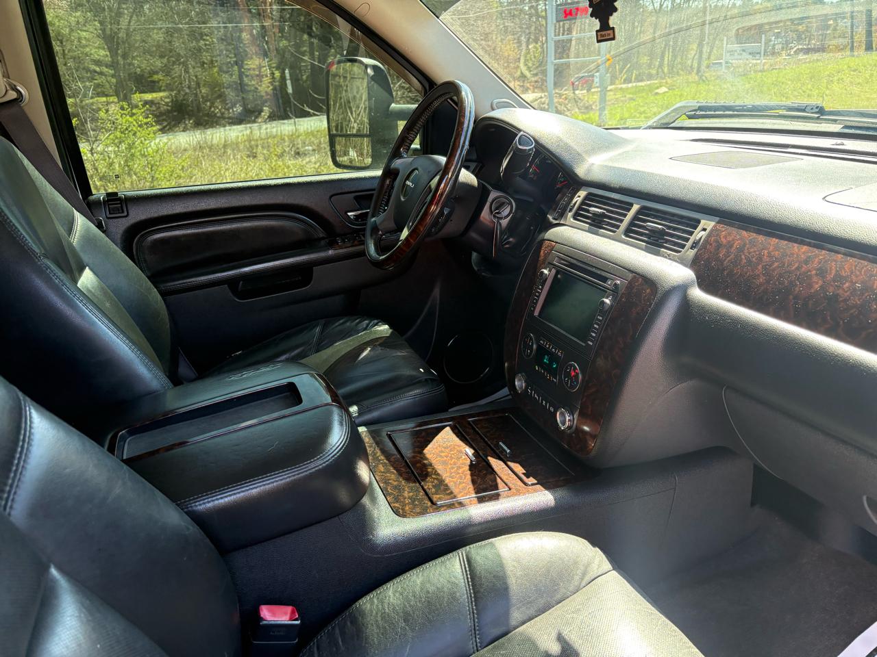GMC Sierra 2500HD Denali Crew Cab 4WD 2011