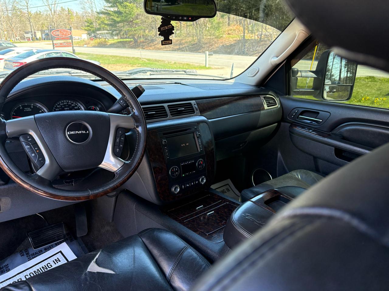 GMC Sierra 2500HD Denali Crew Cab 4WD 2011