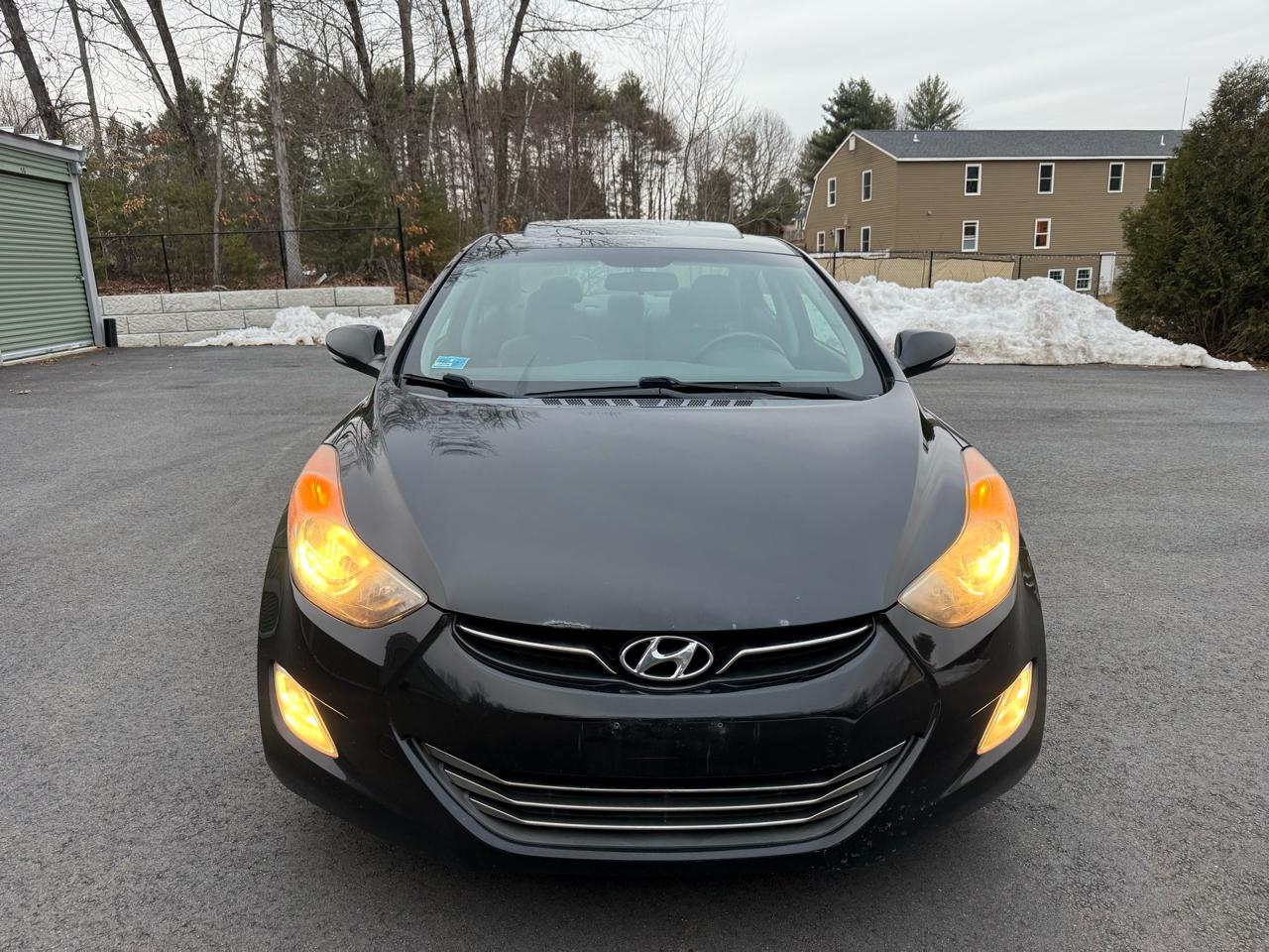 Hyundai Elantra GLS M/T 2013