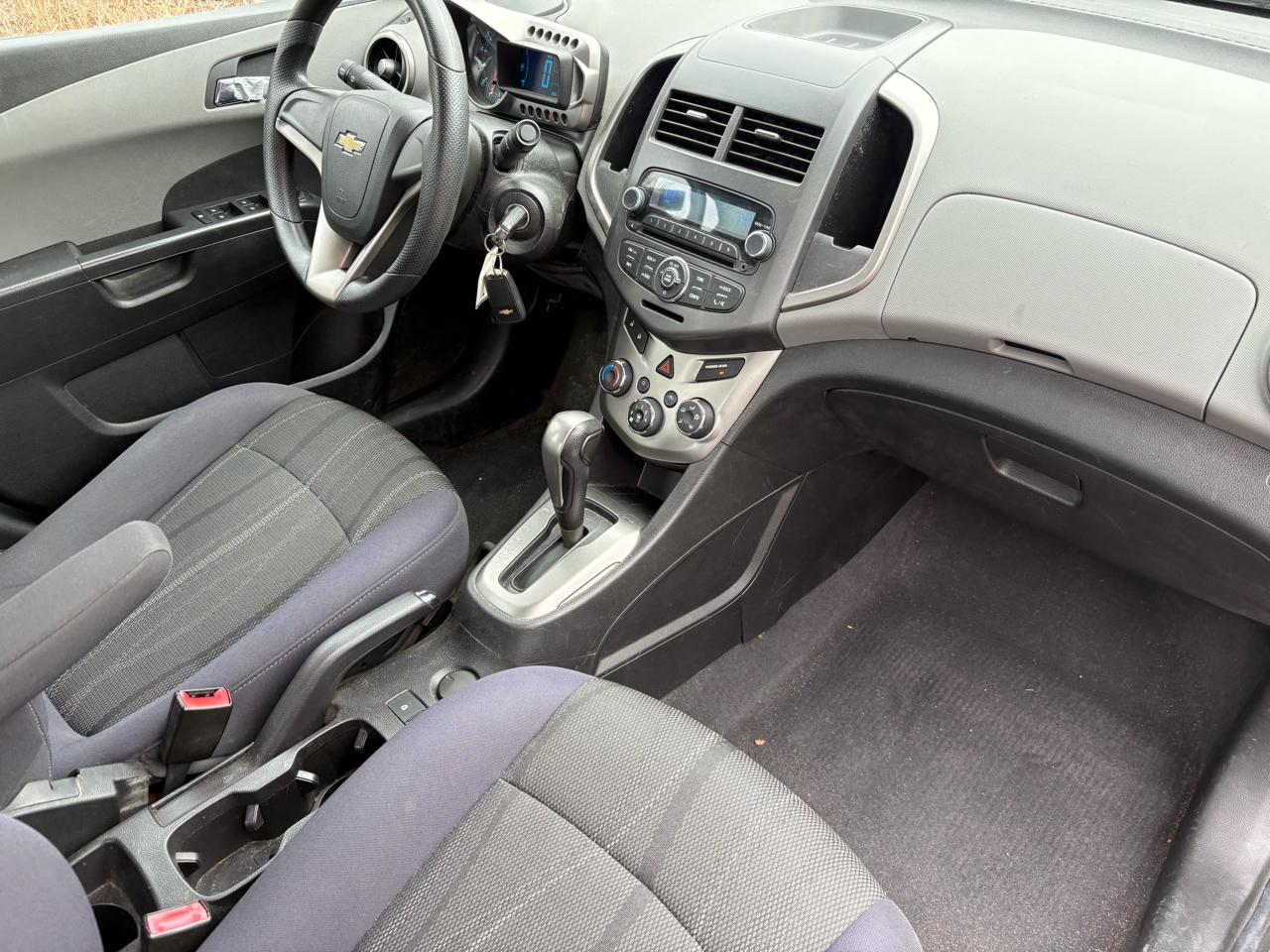Chevrolet Sonic 2LT Sedan 2012