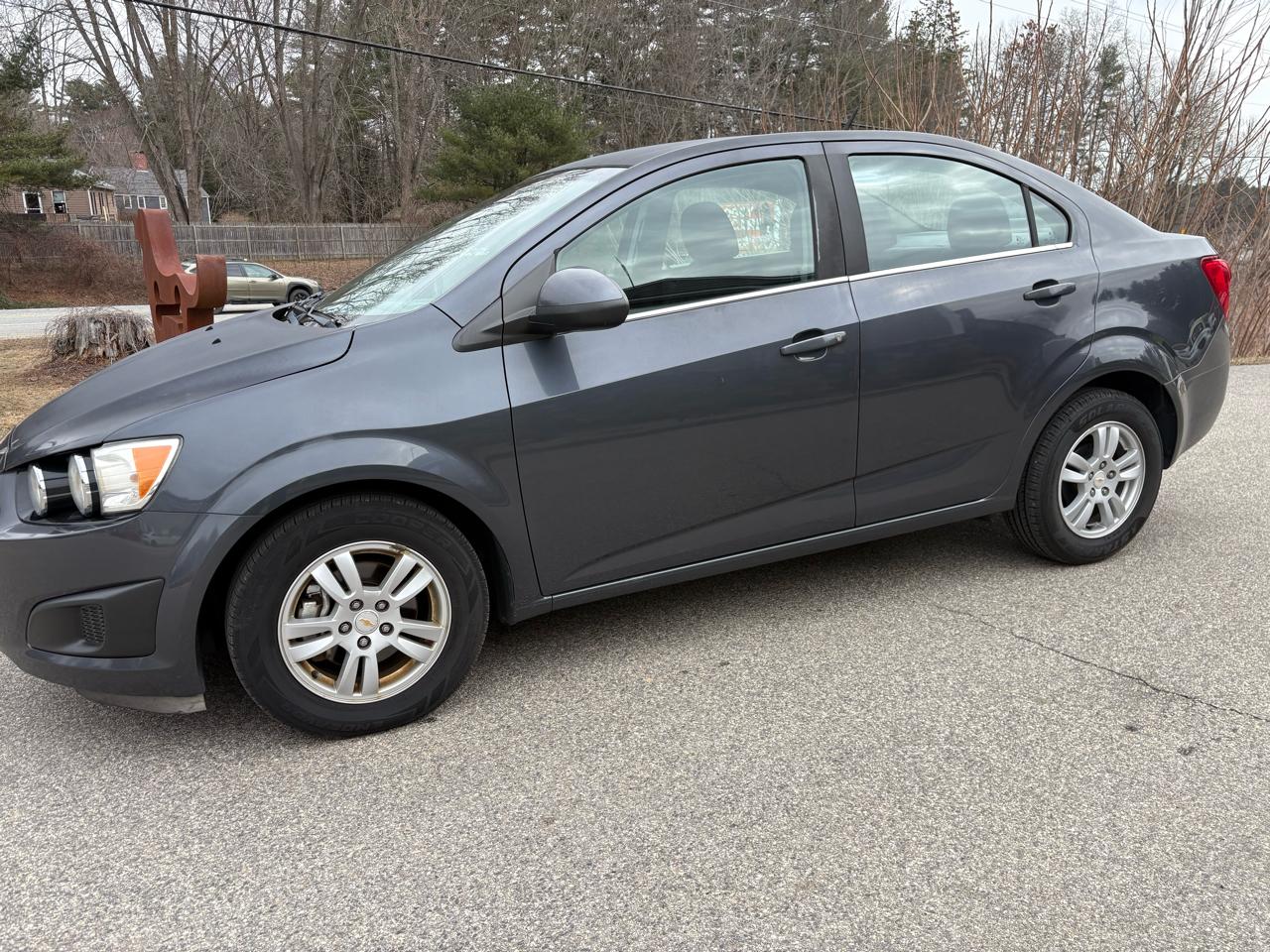 Chevrolet Sonic 2LT Sedan 2012