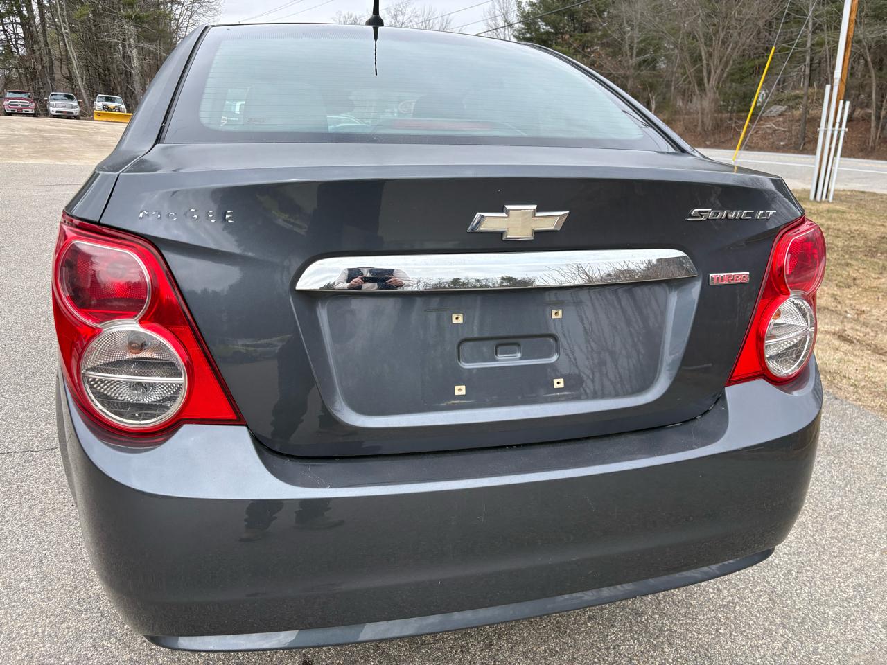 Chevrolet Sonic 2LT Sedan 2012