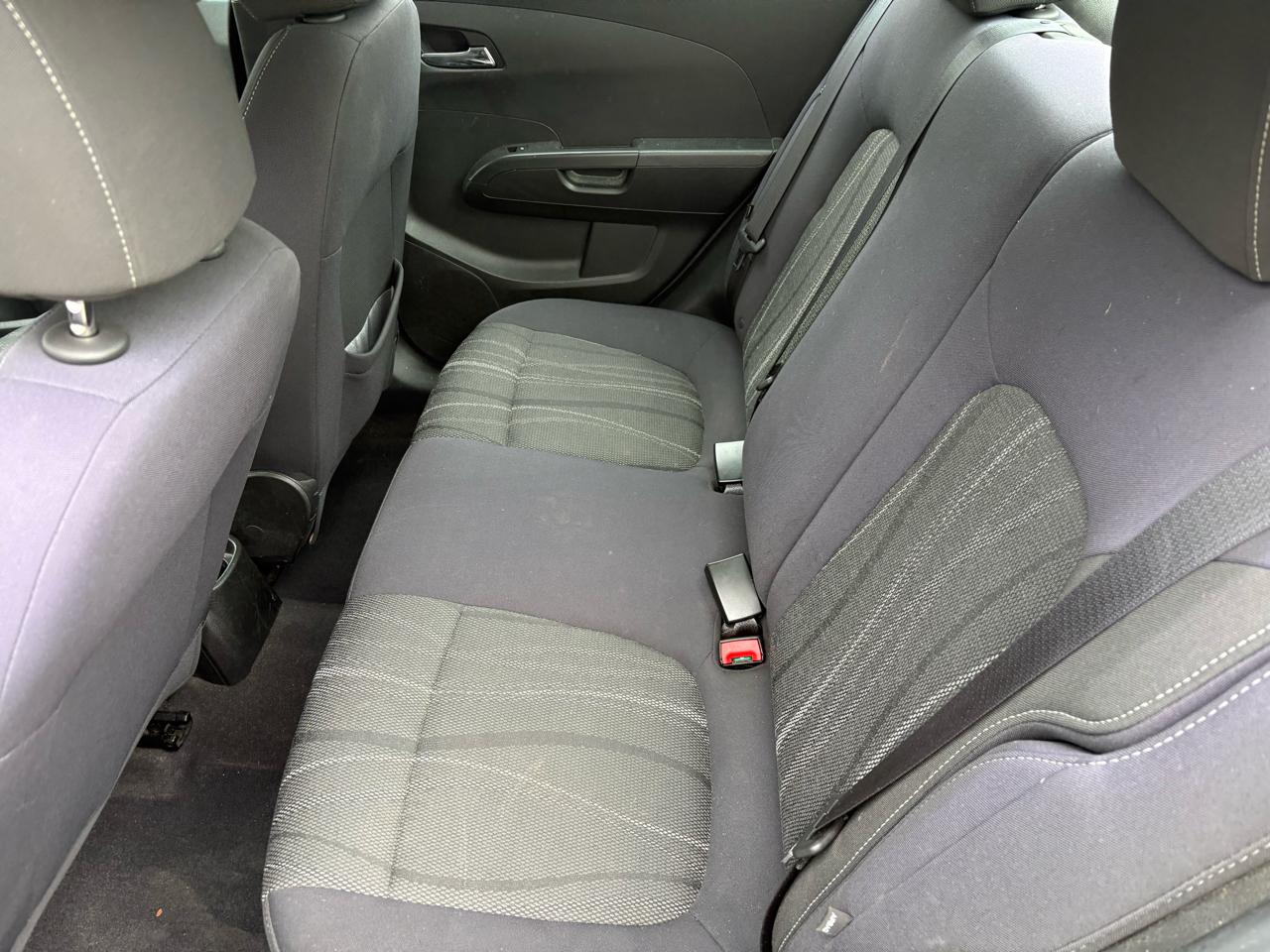 Chevrolet Sonic 2LT Sedan 2012