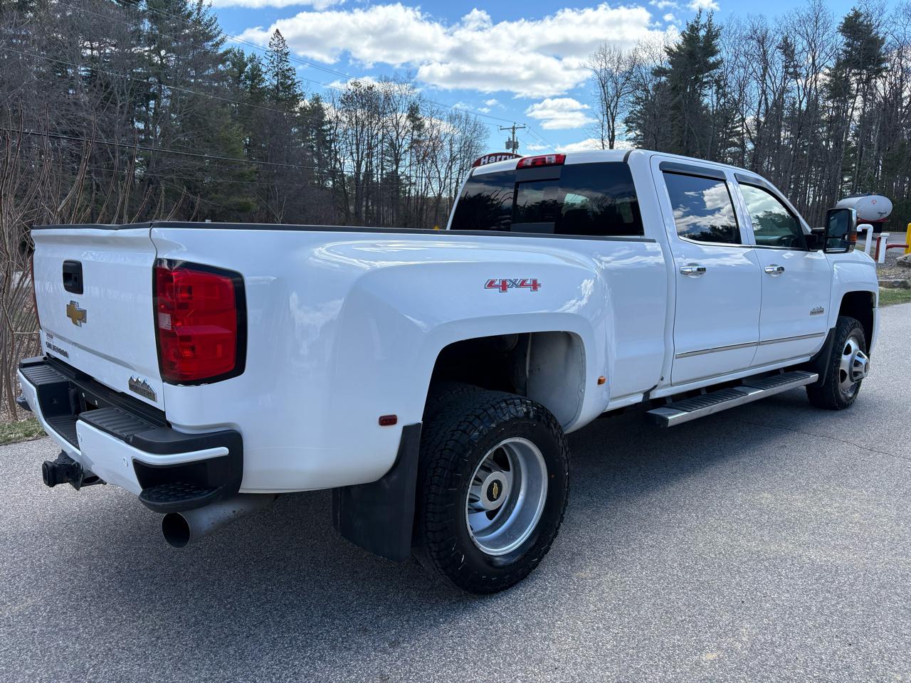 Chevrolet Silverado 3500HD LTZ Crew Cab 4WD 2016