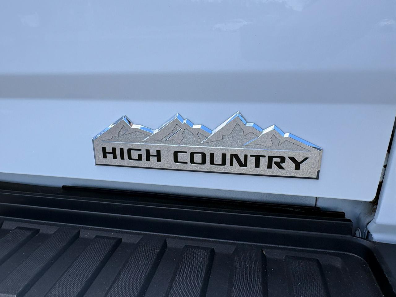 Chevrolet Silverado 3500HD LTZ Crew Cab 4WD 2016