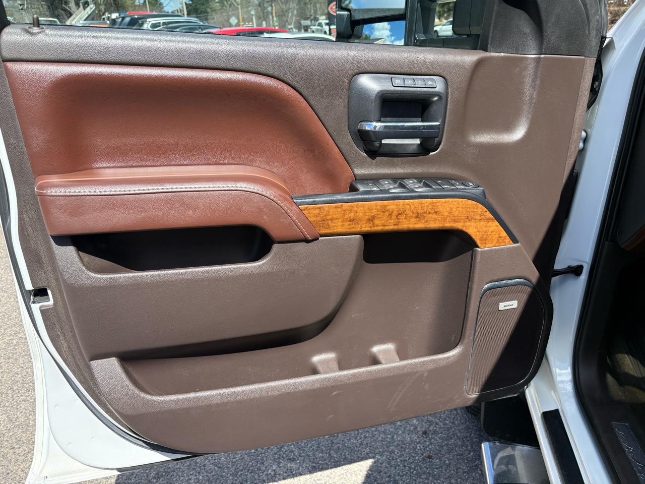 Chevrolet Silverado 3500HD LTZ Crew Cab 4WD 2016