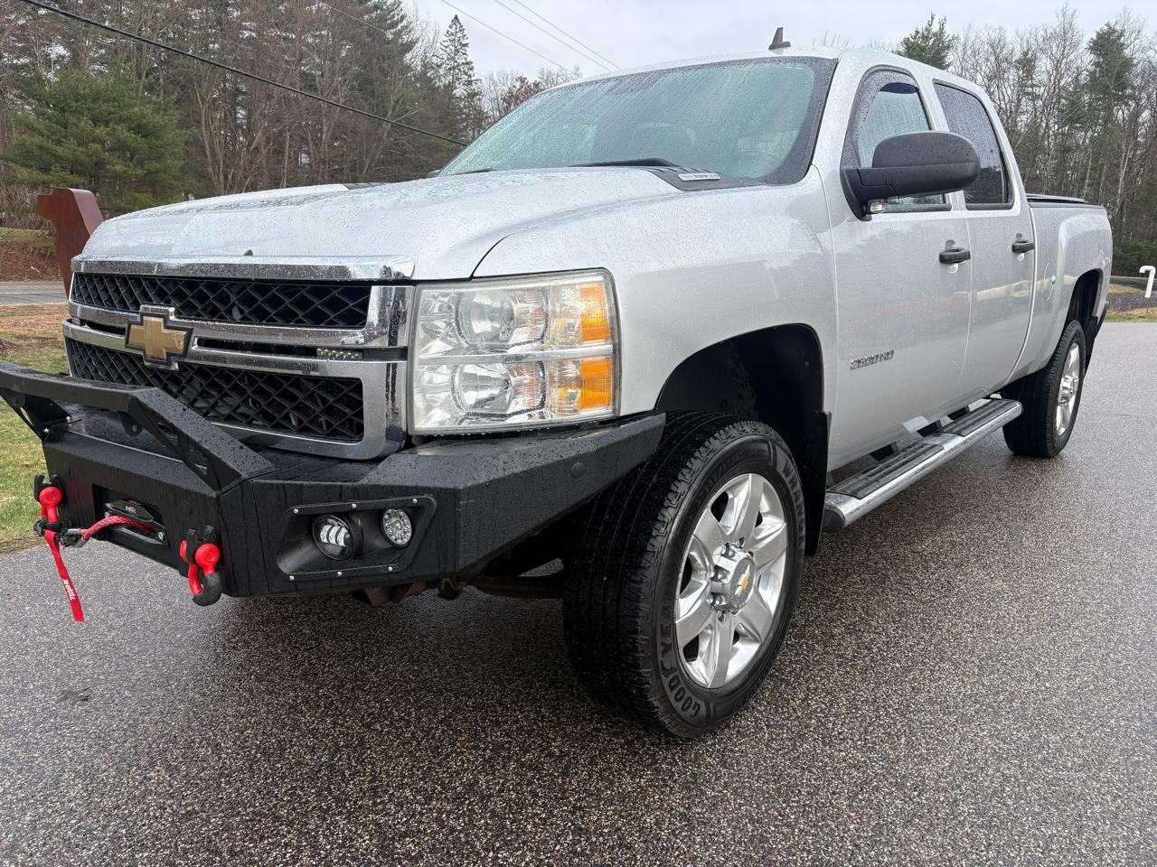 Chevrolet Silverado 2500HD LT Crew Cab 4WD 2011
