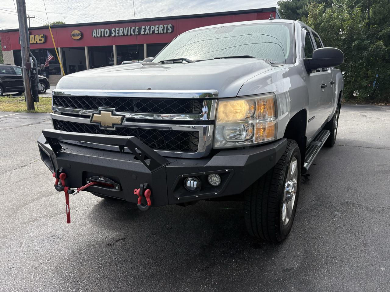 Chevrolet Silverado 2500HD LT Crew Cab 4WD 2011