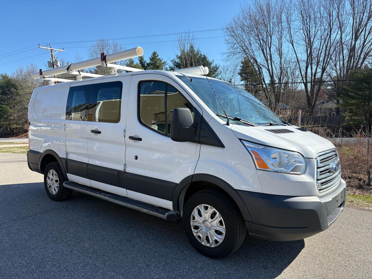Ford Transit 250 Van Low Roof 60/40 Pass.130-in. WB 2018