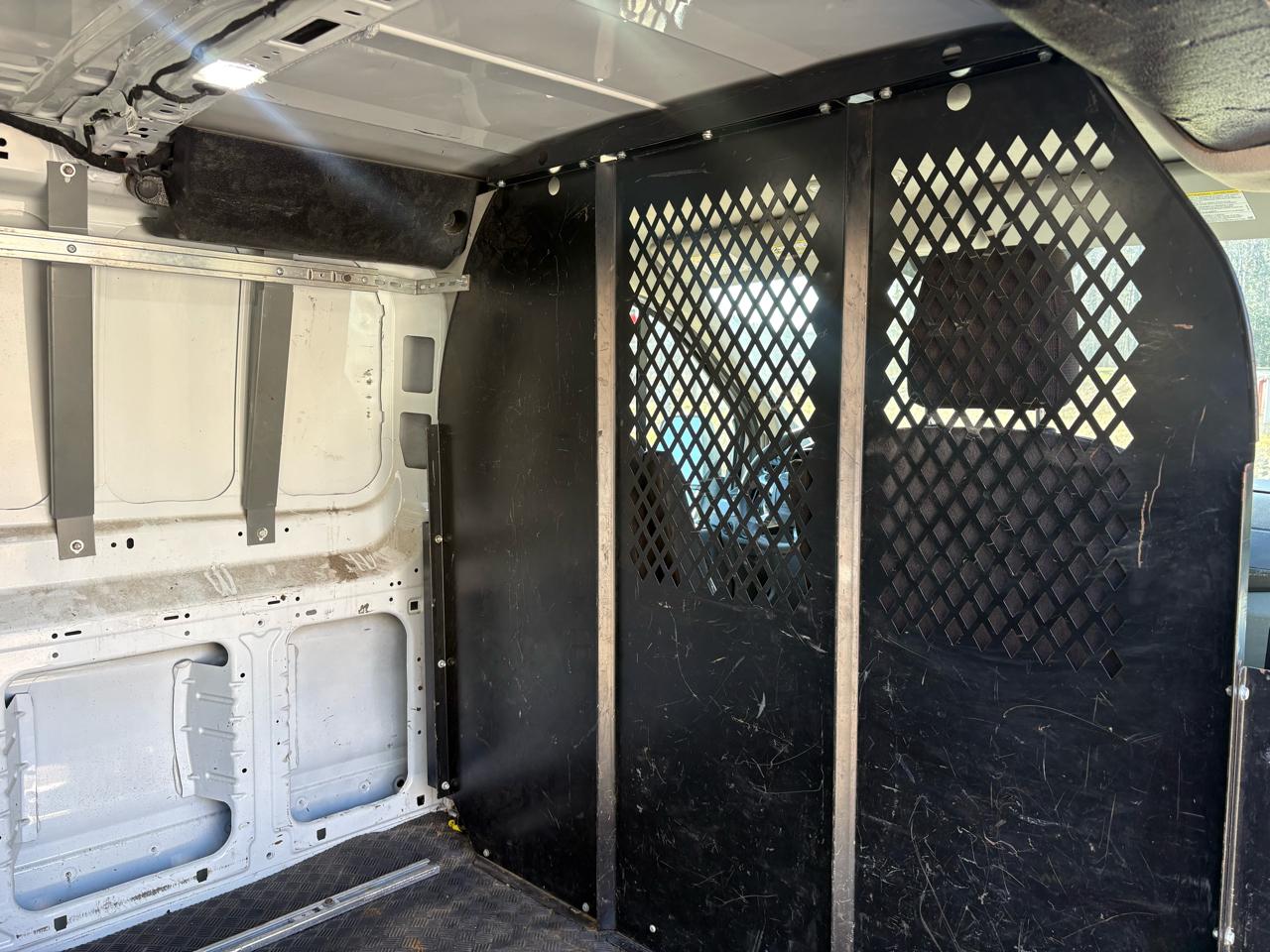 Ford Transit 250 Van Low Roof 60/40 Pass.130-in. WB 2018