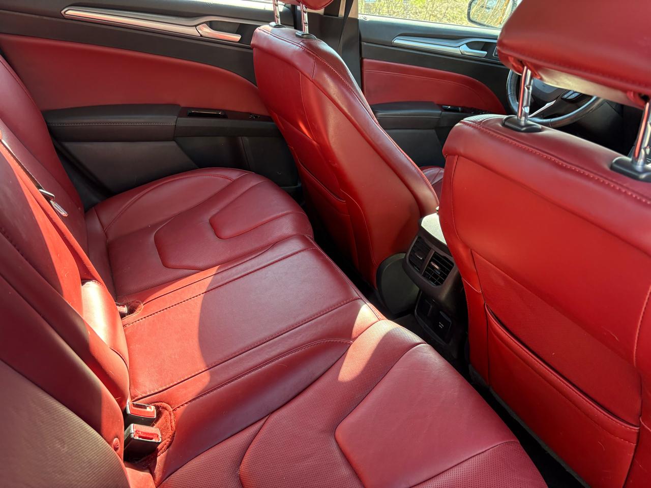 Ford Fusion Titanium AWD 2015