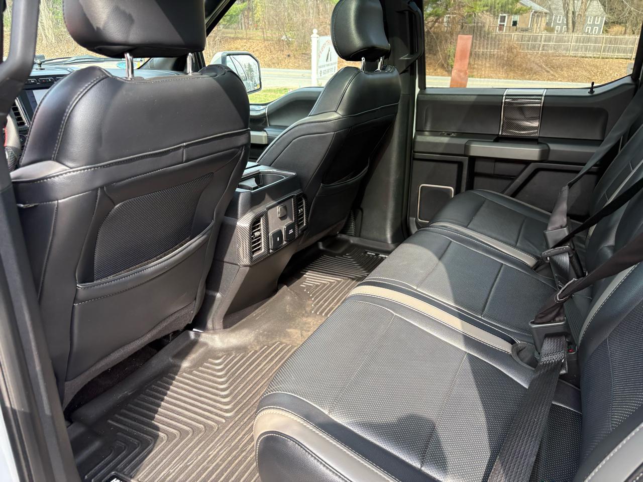 Ford F-150 Raptor SuperCrew 4WD 2017