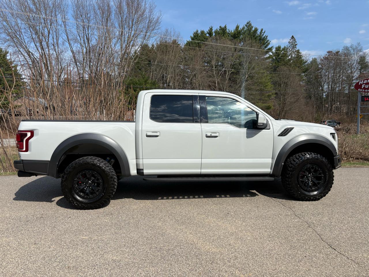Ford F-150 Raptor SuperCrew 4WD 2017