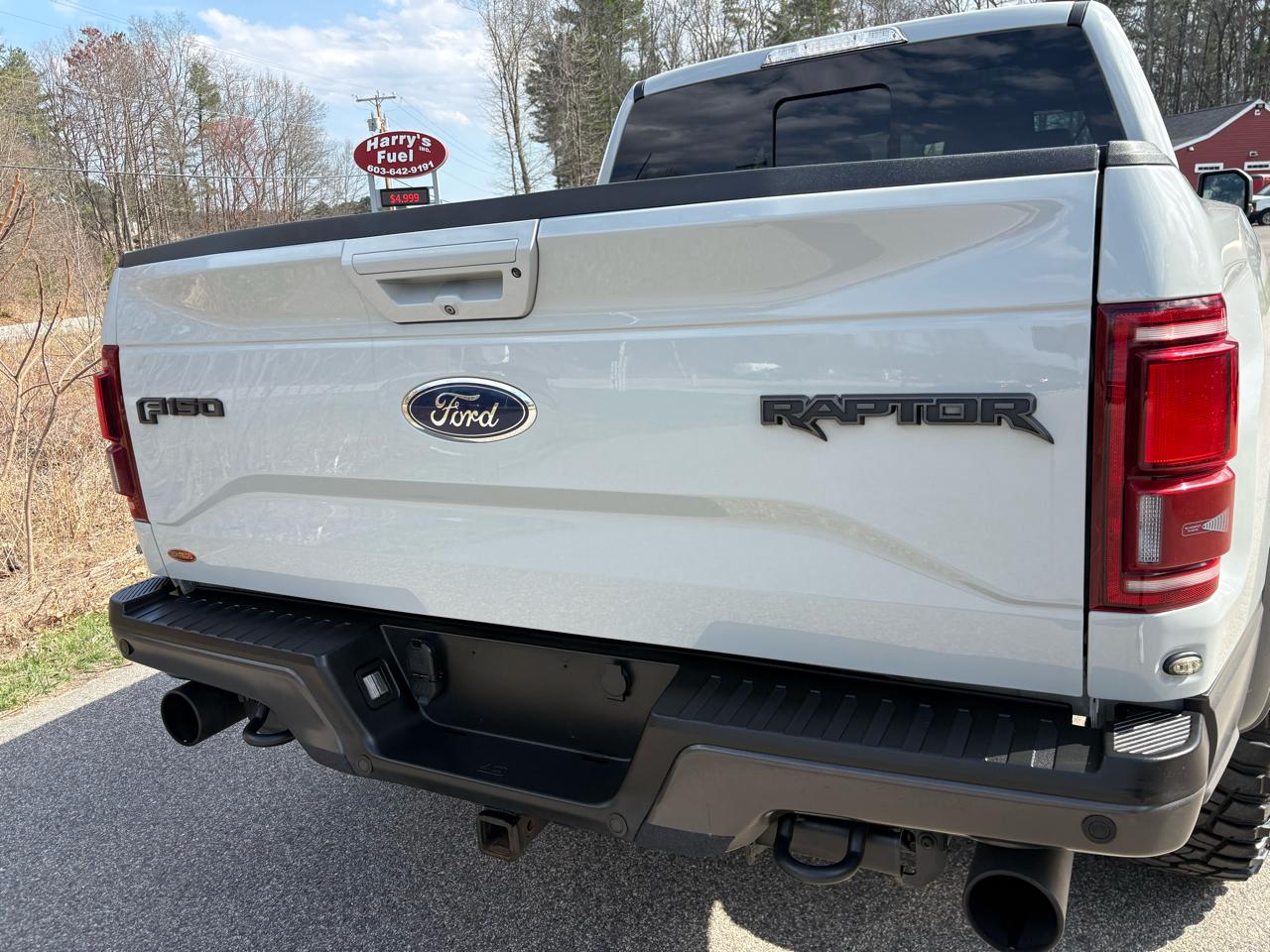 Ford F-150 Raptor SuperCrew 4WD 2017