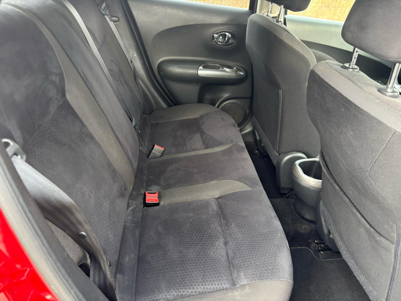 Nissan Juke S AWD 2012