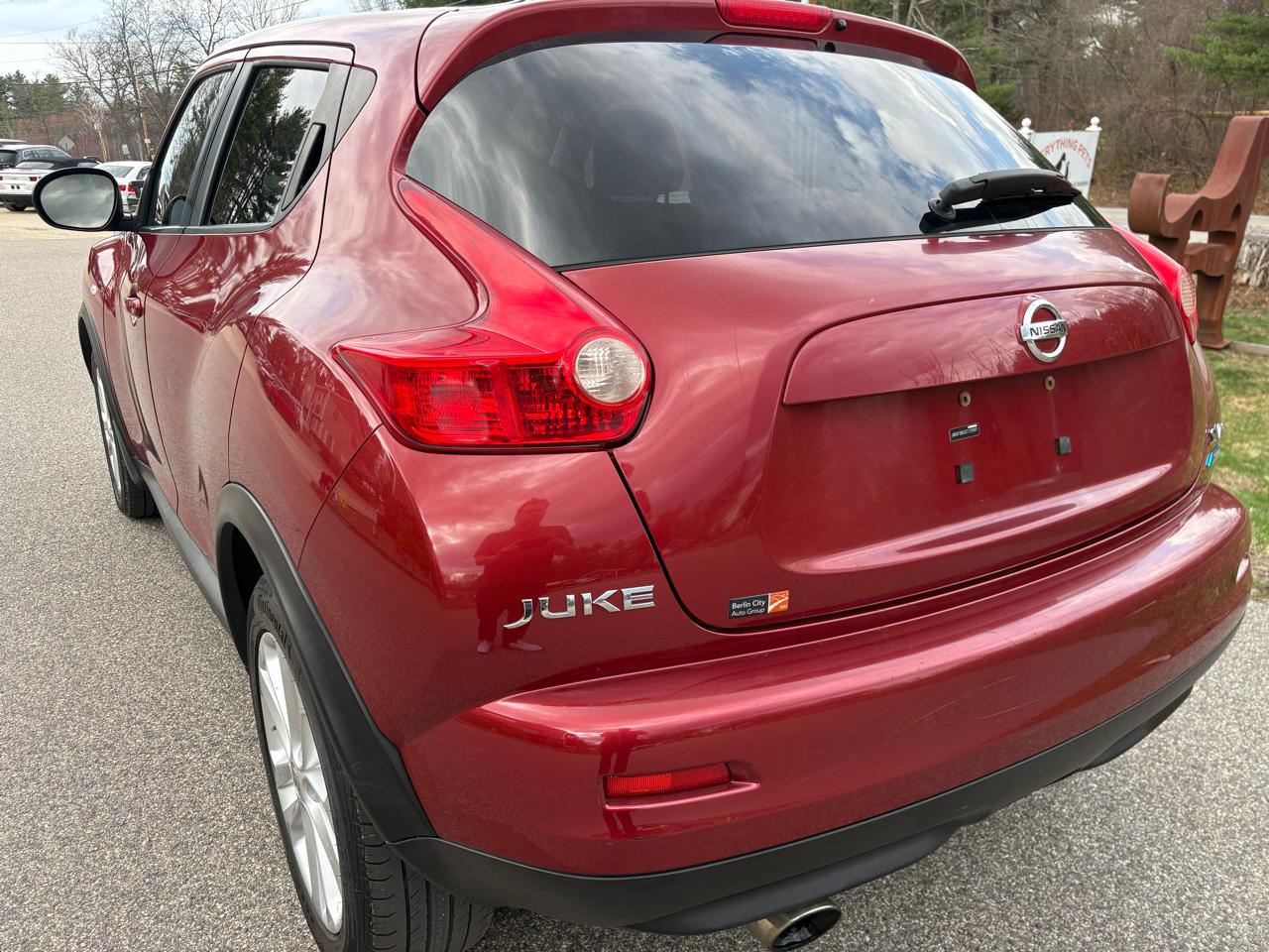 Nissan Juke S AWD 2012