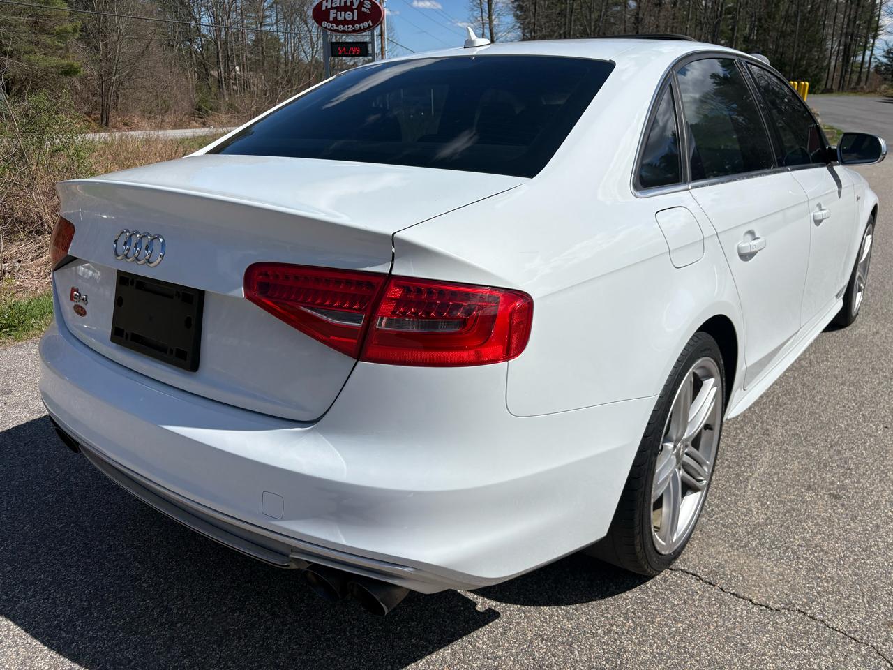Audi S4 Sedan quattro S tronic 2013