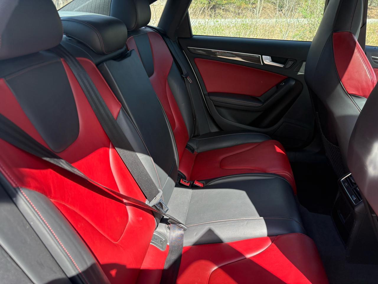 Audi S4 Sedan quattro S tronic 2013