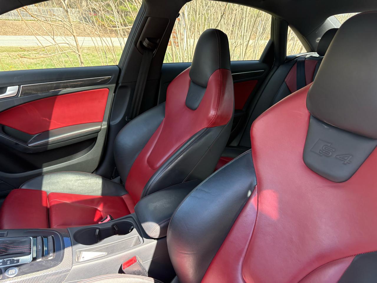 Audi S4 Sedan quattro S tronic 2013