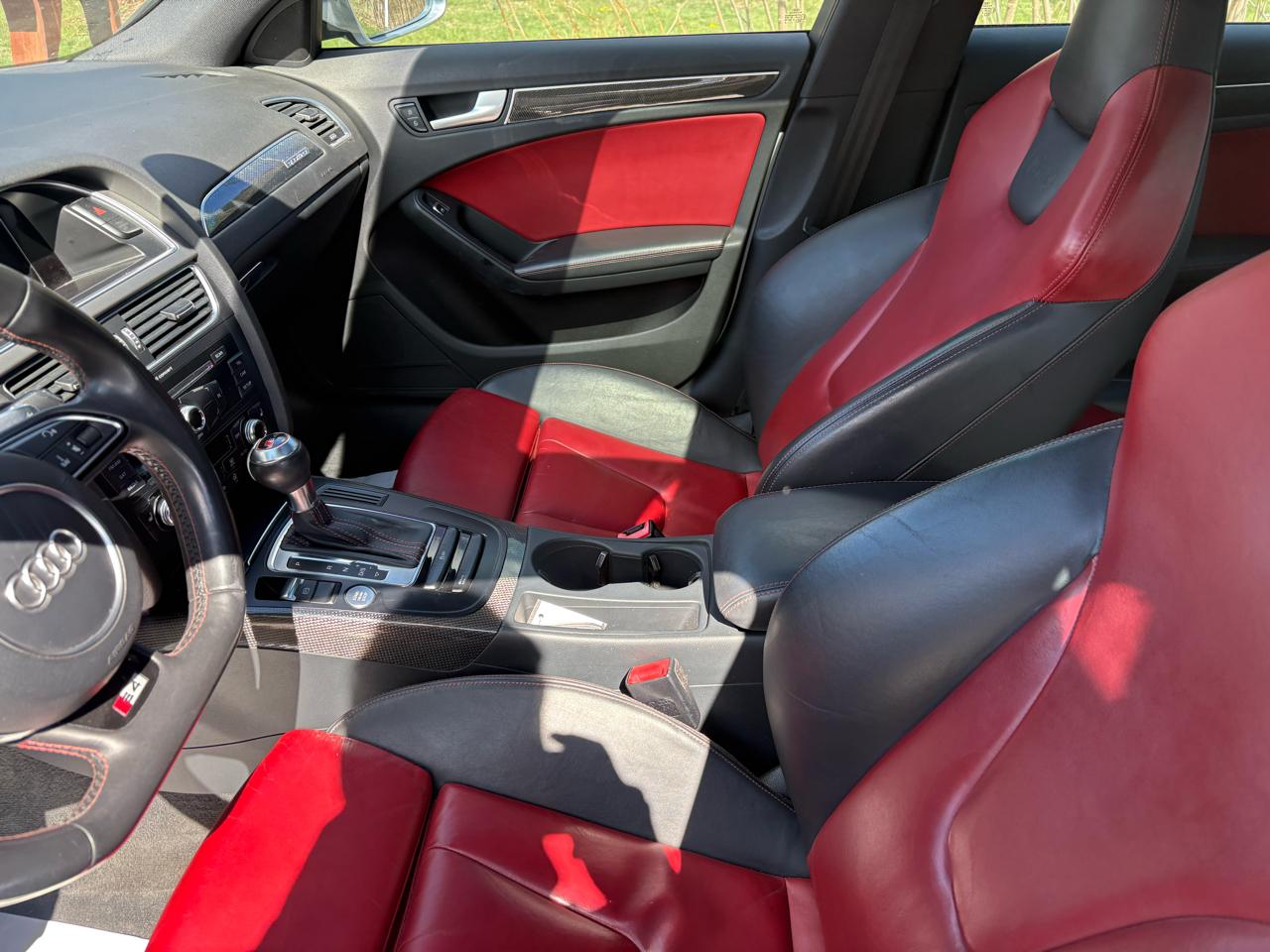 Audi S4 Sedan quattro S tronic 2013