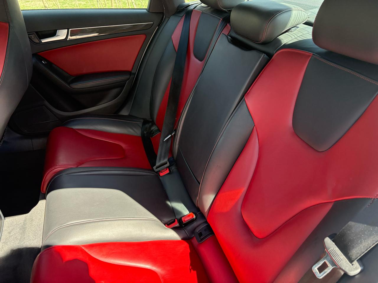 Audi S4 Sedan quattro S tronic 2013