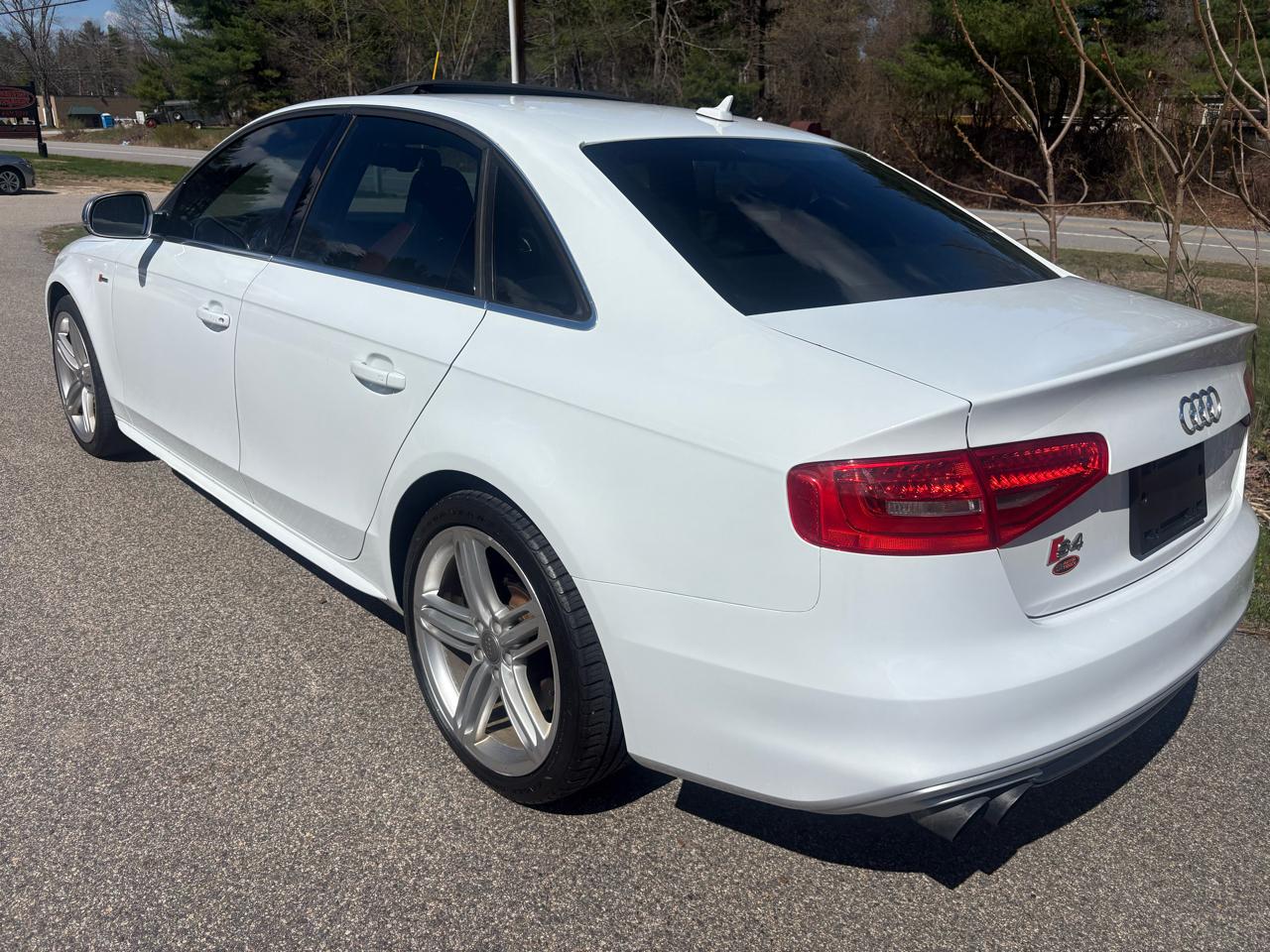 Audi S4 Sedan quattro S tronic 2013