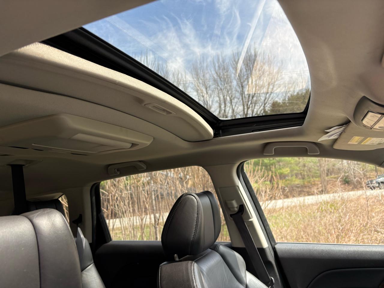 Acura MDX Tech Package and Entertainment Package 2010