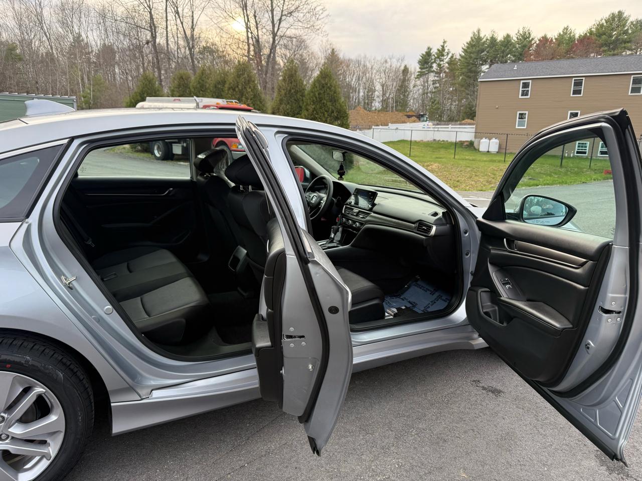 Honda Accord LX CVT 2020