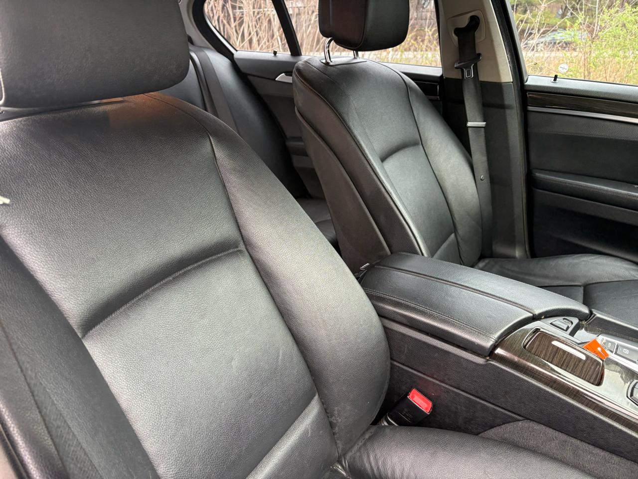BMW 5-Series 535i 2013