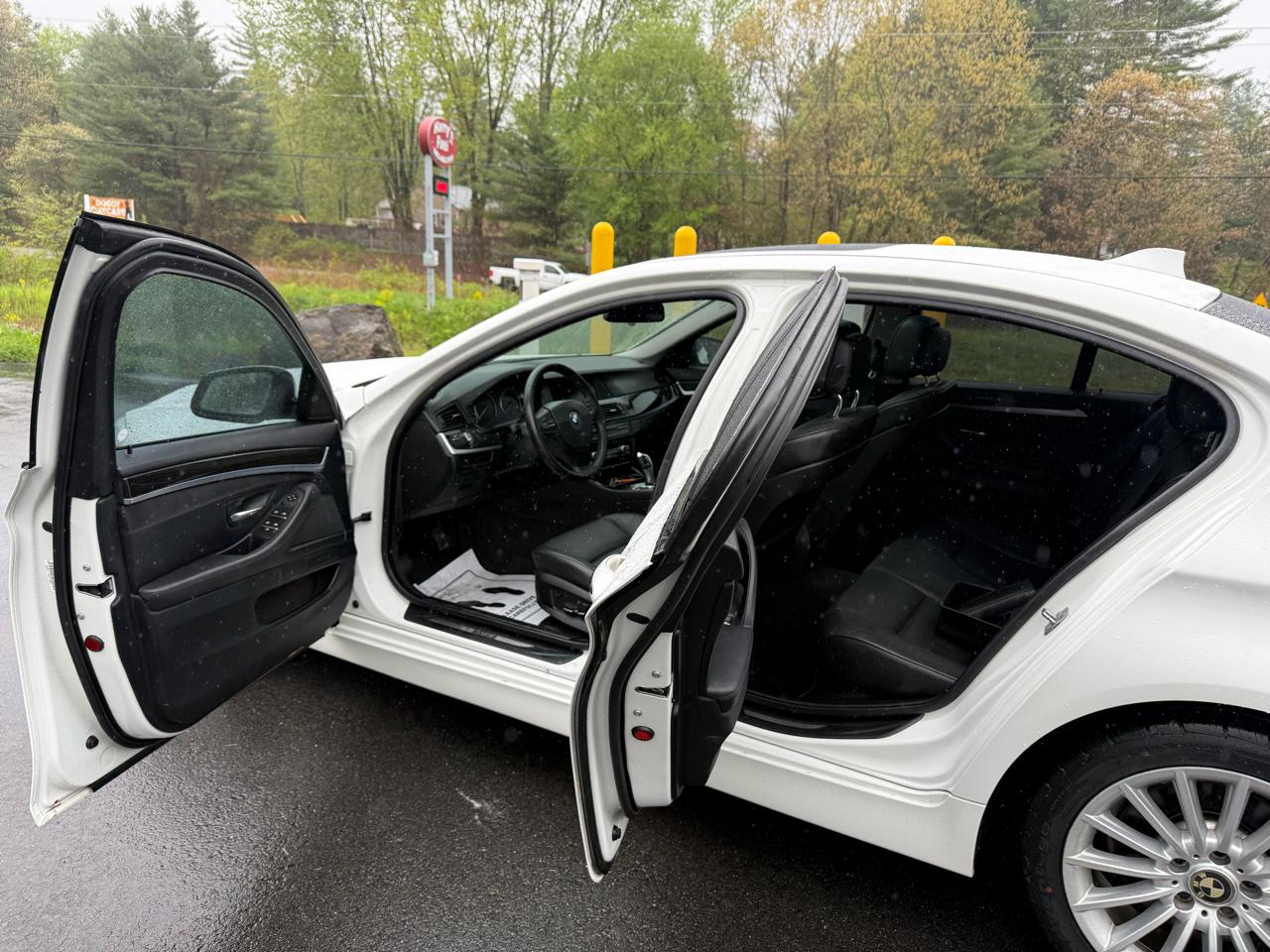 BMW 5-Series 535i 2013