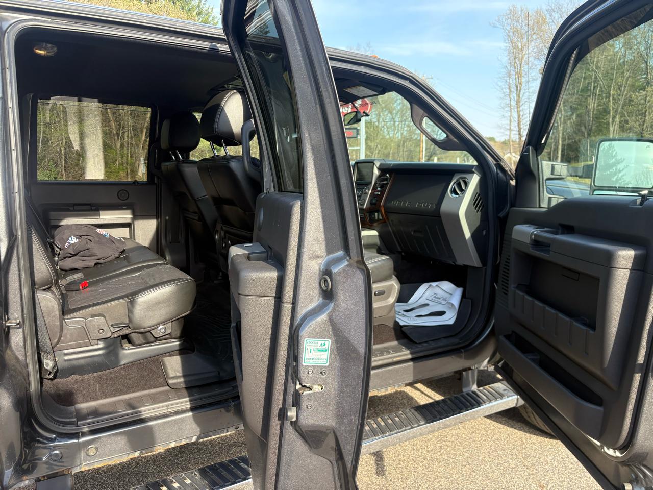 Ford F-250 SD Lariat Crew Cab 4WD 2015